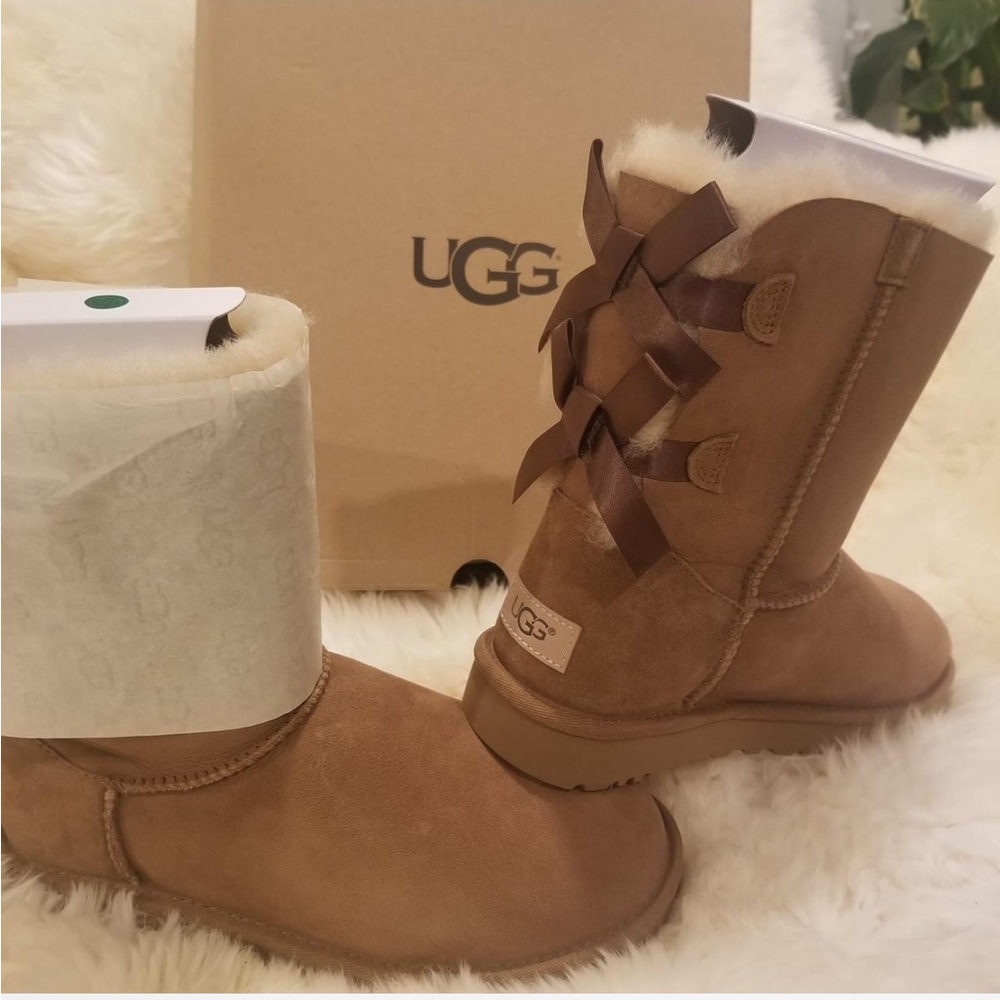 Brand New Bailey Bow UGG Boots🧸